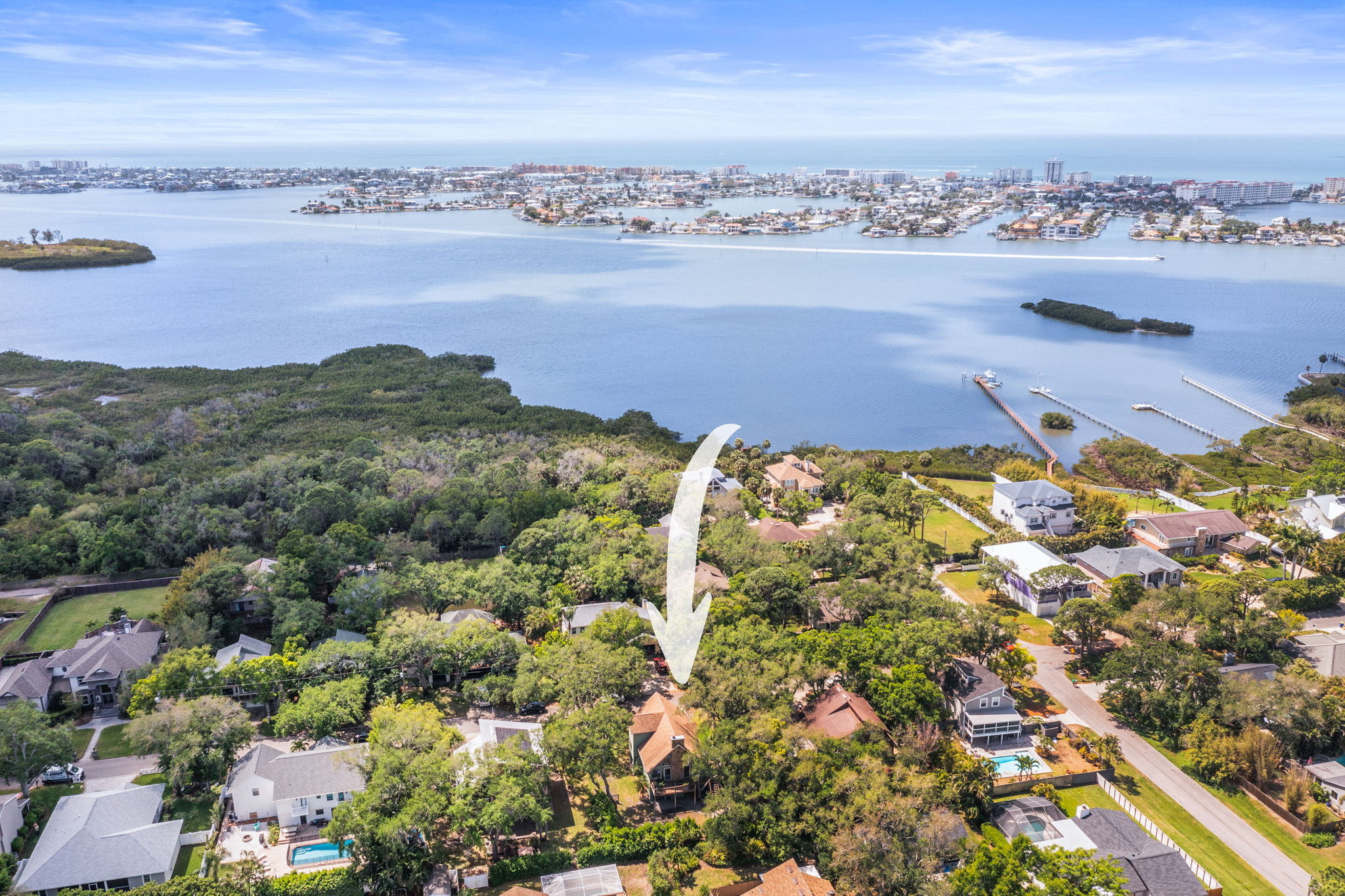 DRONE 12869 Poinsettia Ave 011 ARROW