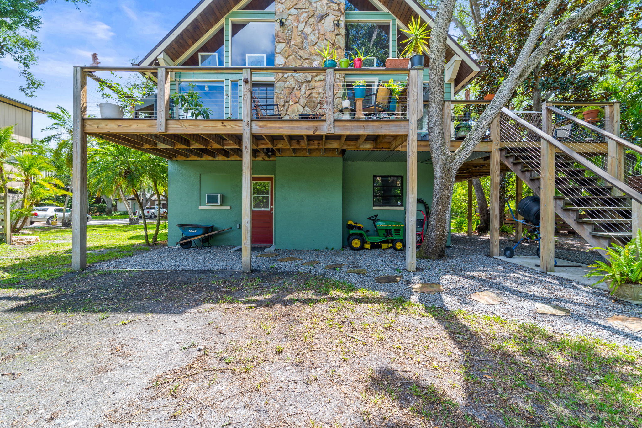 EXT 12869 Poinsettia Ave 197