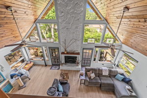 LR 12869 Poinsettia Ave 062