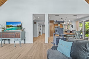 LR 12869 Poinsettia Ave 119