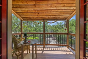 BALCONY 12869 Poinsettia Ave 044