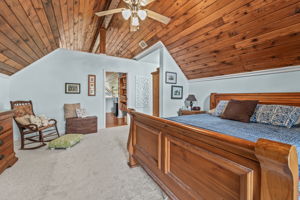 BED1 12869 Poinsettia Ave 023