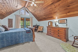 BED1 12869 Poinsettia Ave 026