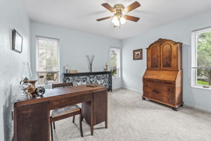 BED2 12869 Poinsettia Ave 074