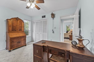 BED2 12869 Poinsettia Ave 077