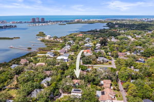 DRONE 12869 Poinsettia Ave 008 ARROW