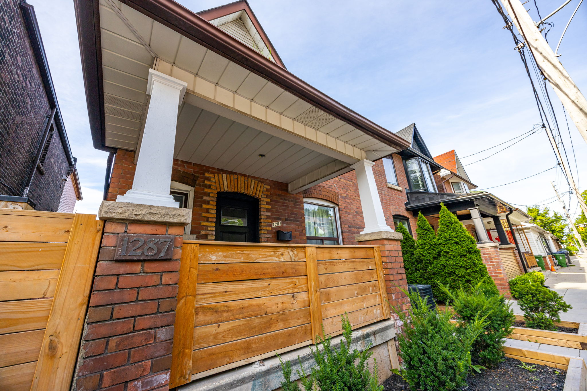 Toronto property showcase — delivered property photograph 3