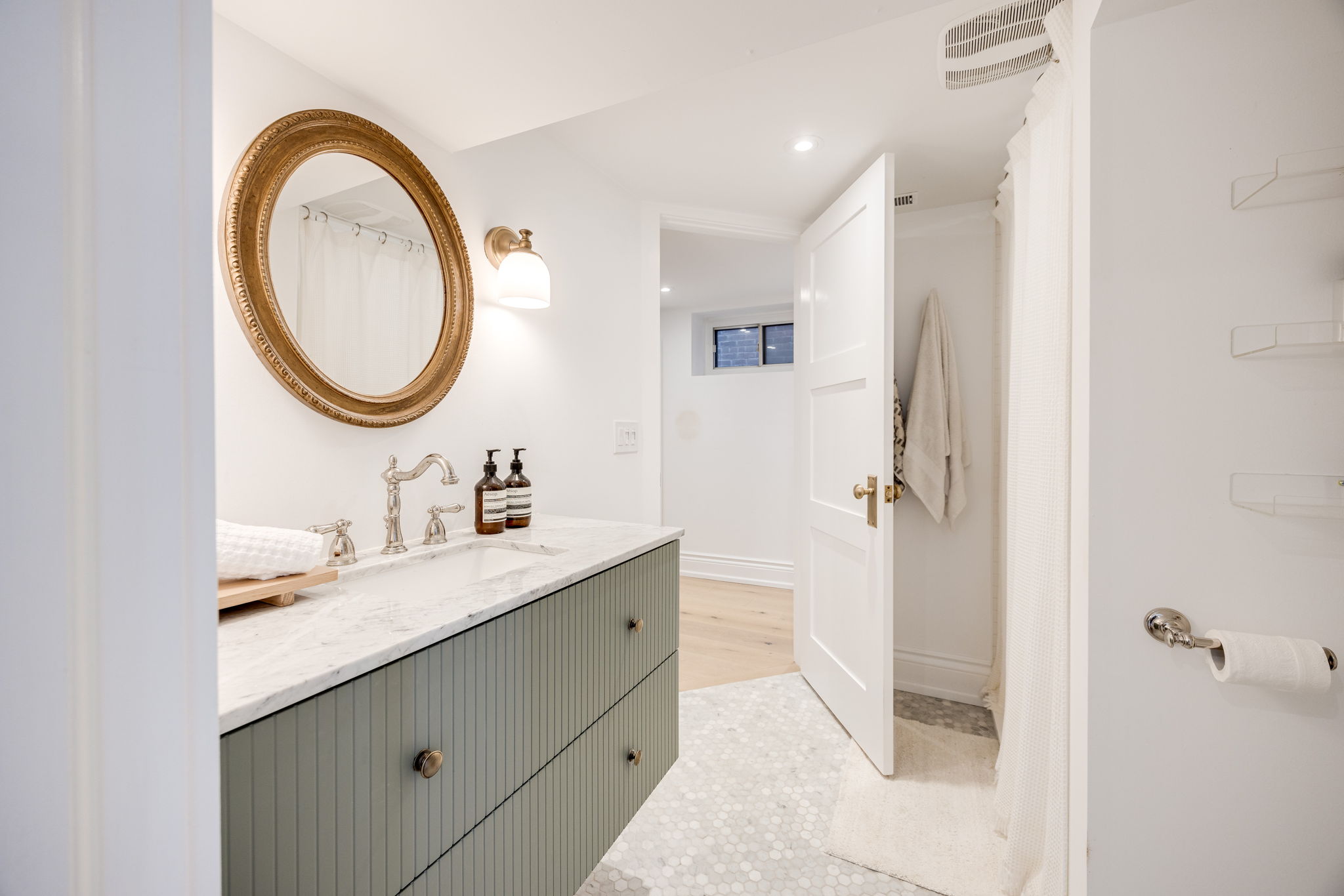 Toronto property showcase — delivered property photograph 25