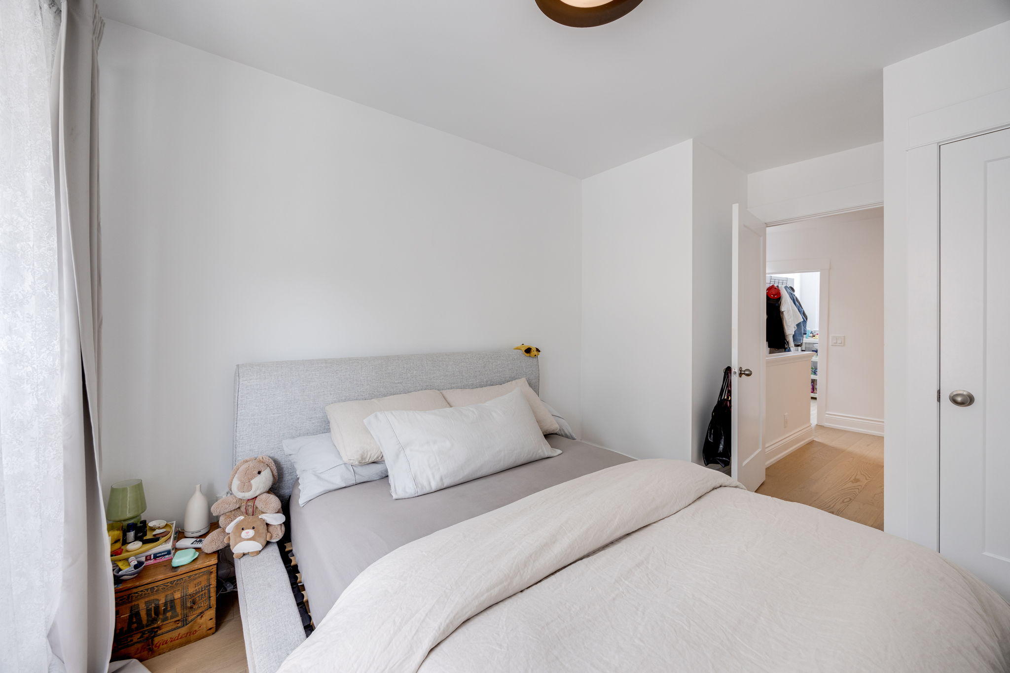 Toronto property showcase — delivered property photograph 43