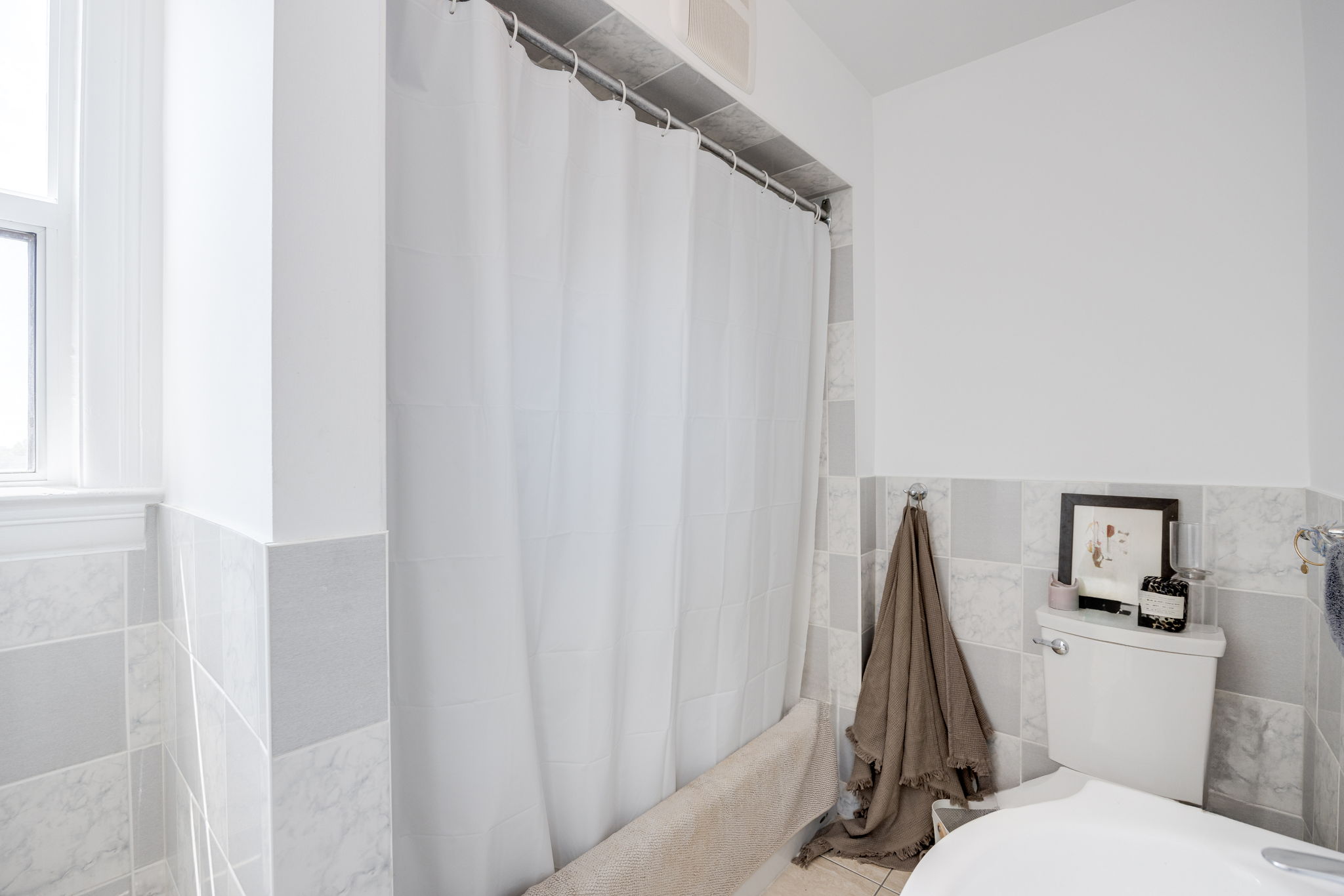 Toronto property showcase — delivered property photograph 46