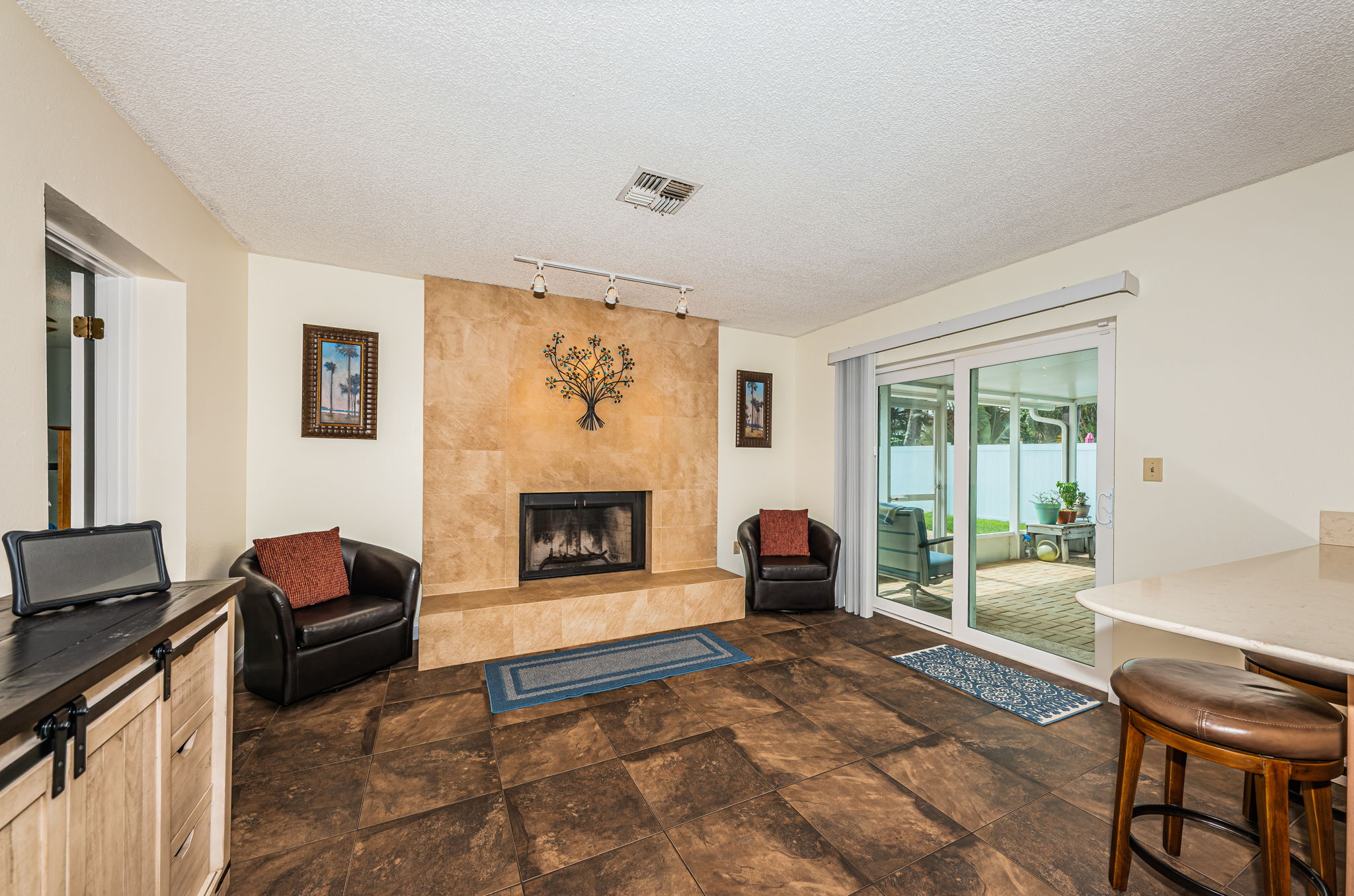 Family Room 1