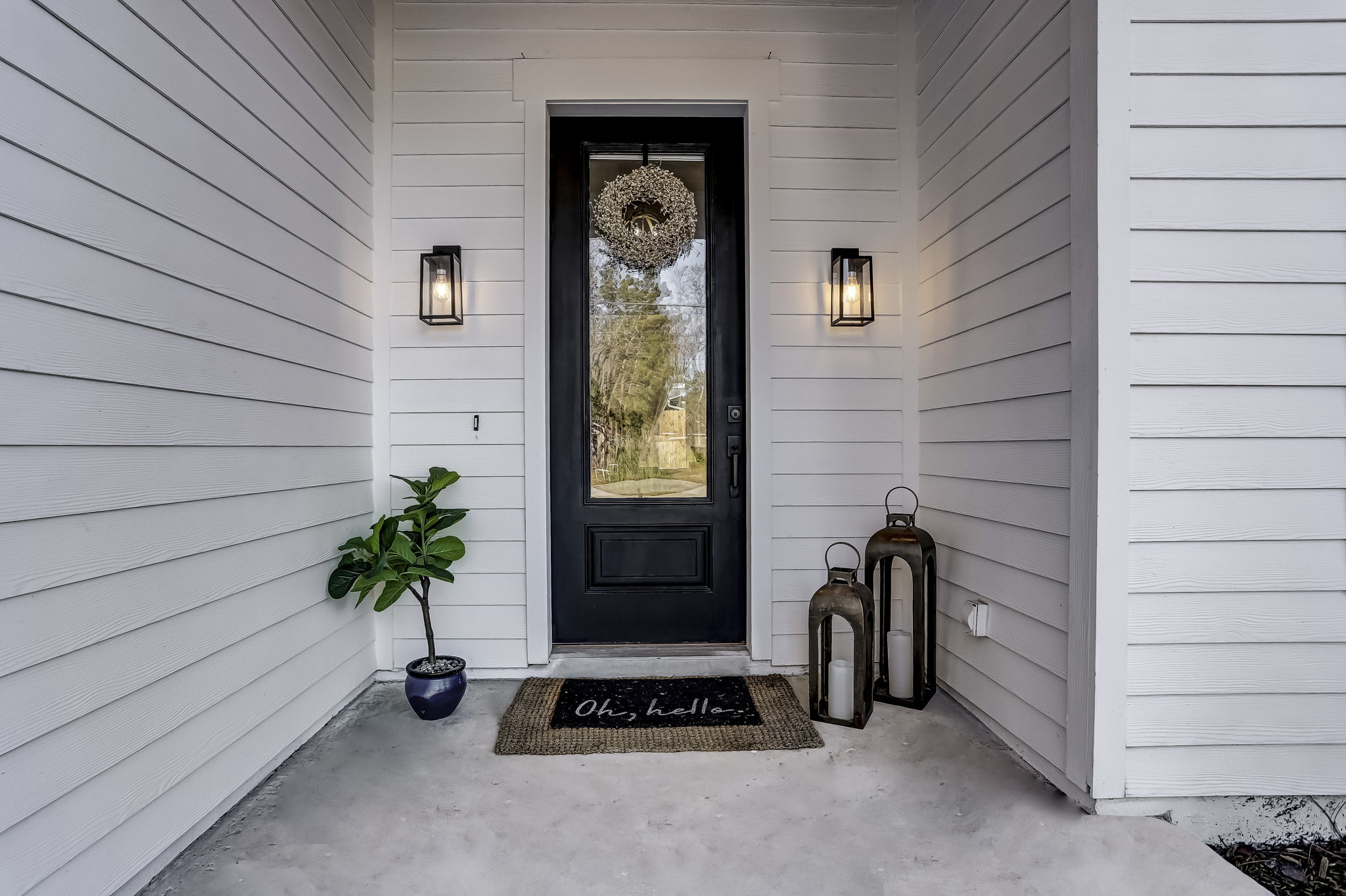 Front Entry Detail