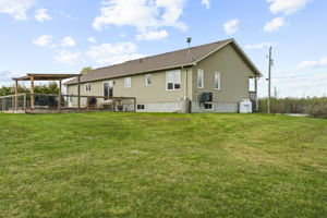  Photo 49