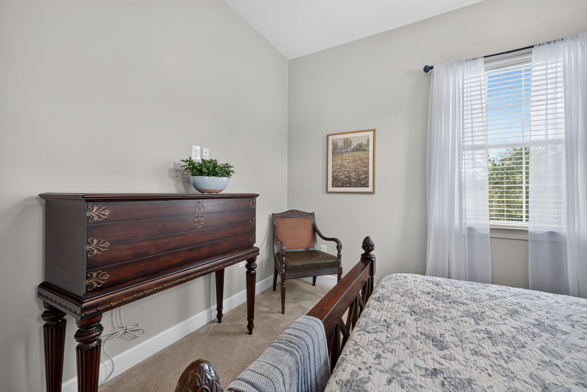 Guest Bedroom 2 - 2 of 2