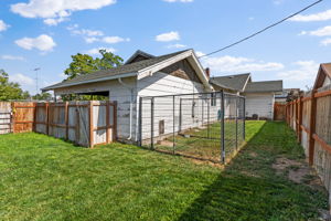  Photo 23