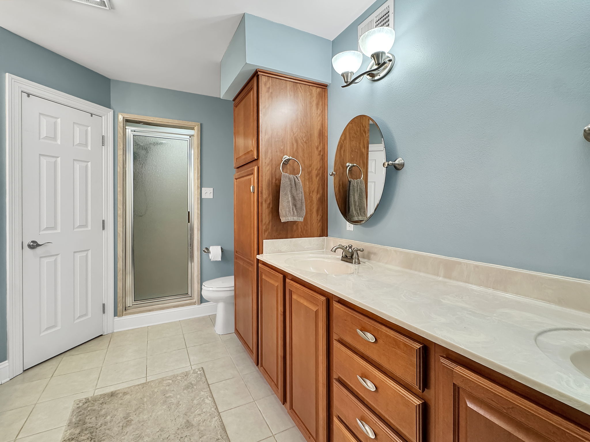 Ensuite Bath 3