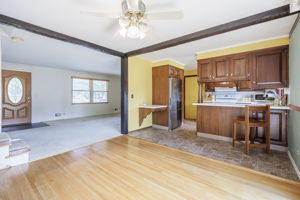  Photo 9