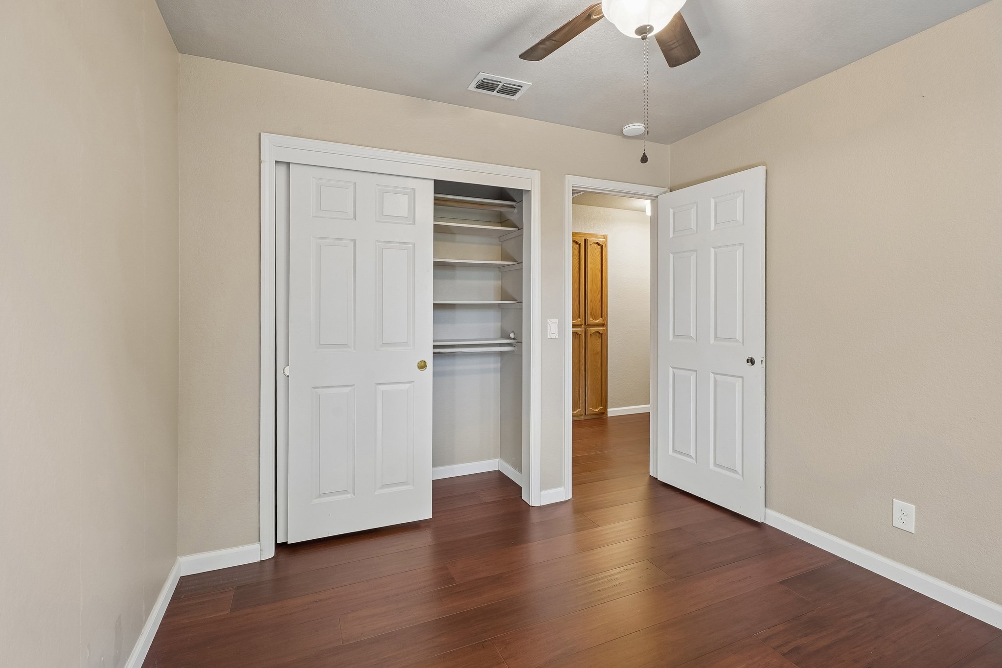 Chesterfield Way-S0210-027.jpg