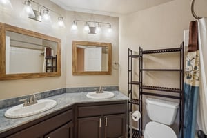 Chesterfield Way-S0210-028.jpg