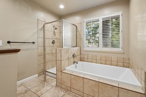 Chesterfield Way-S0210-039.jpg