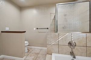 Chesterfield Way-S0210-040.jpg