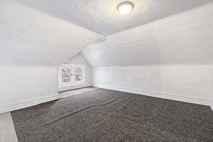  Photo 34