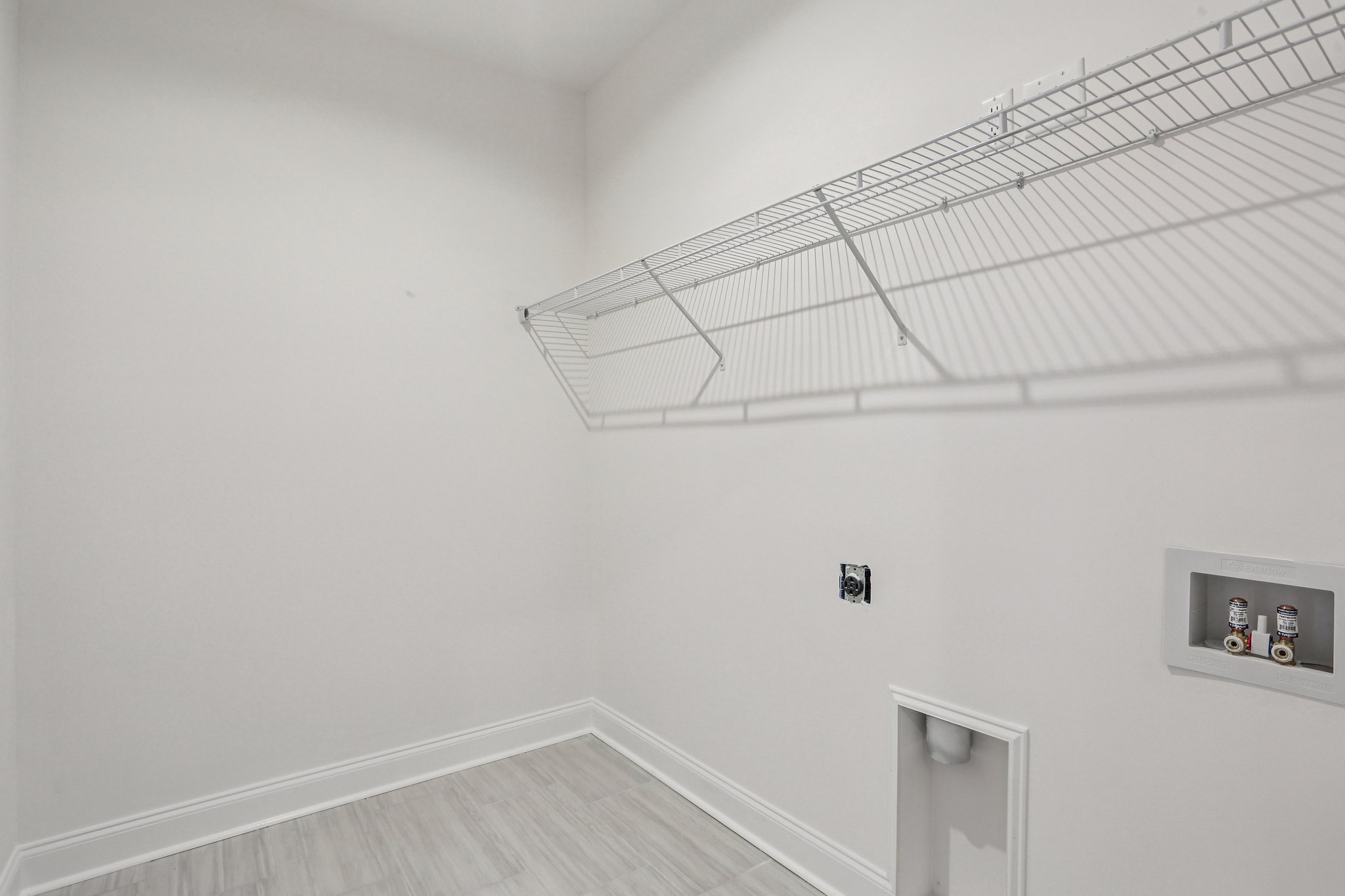 Dahlia Dr-S0303-019.jpg