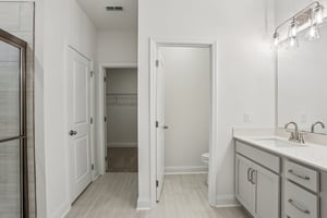 Dahlia Dr-S0303-023.jpg