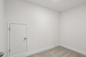 Dahlia Dr-S0303-038.jpg