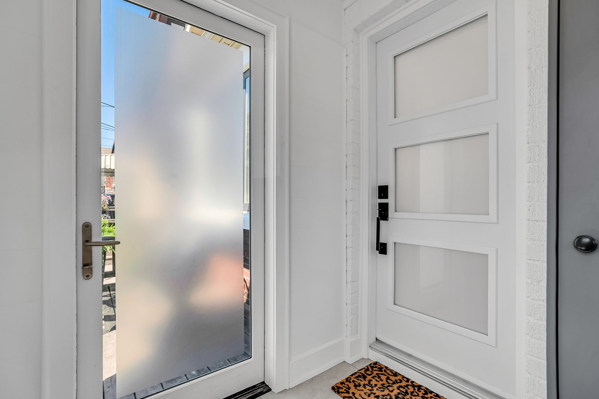 7-mud room2