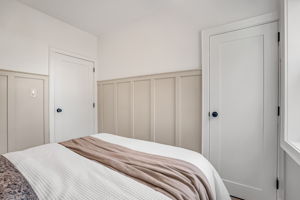 21-primary bedroom4