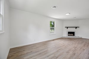 Lake Point Dr-S1907-012.jpg
