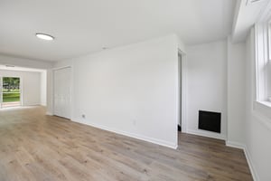 Lake Point Dr-S1907-013.jpg