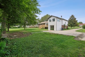 Lake Point Dr-S1907-058.jpg