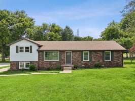 Lake Point Dr-S1907-064.jpg