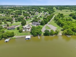 Lake Point Dr-S1907-078.jpg