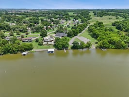 Lake Point Dr-S1907-079.jpg