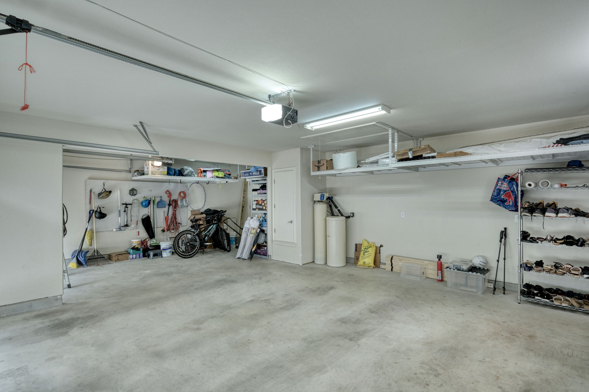 3 Car Garage