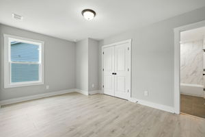  Photo 36