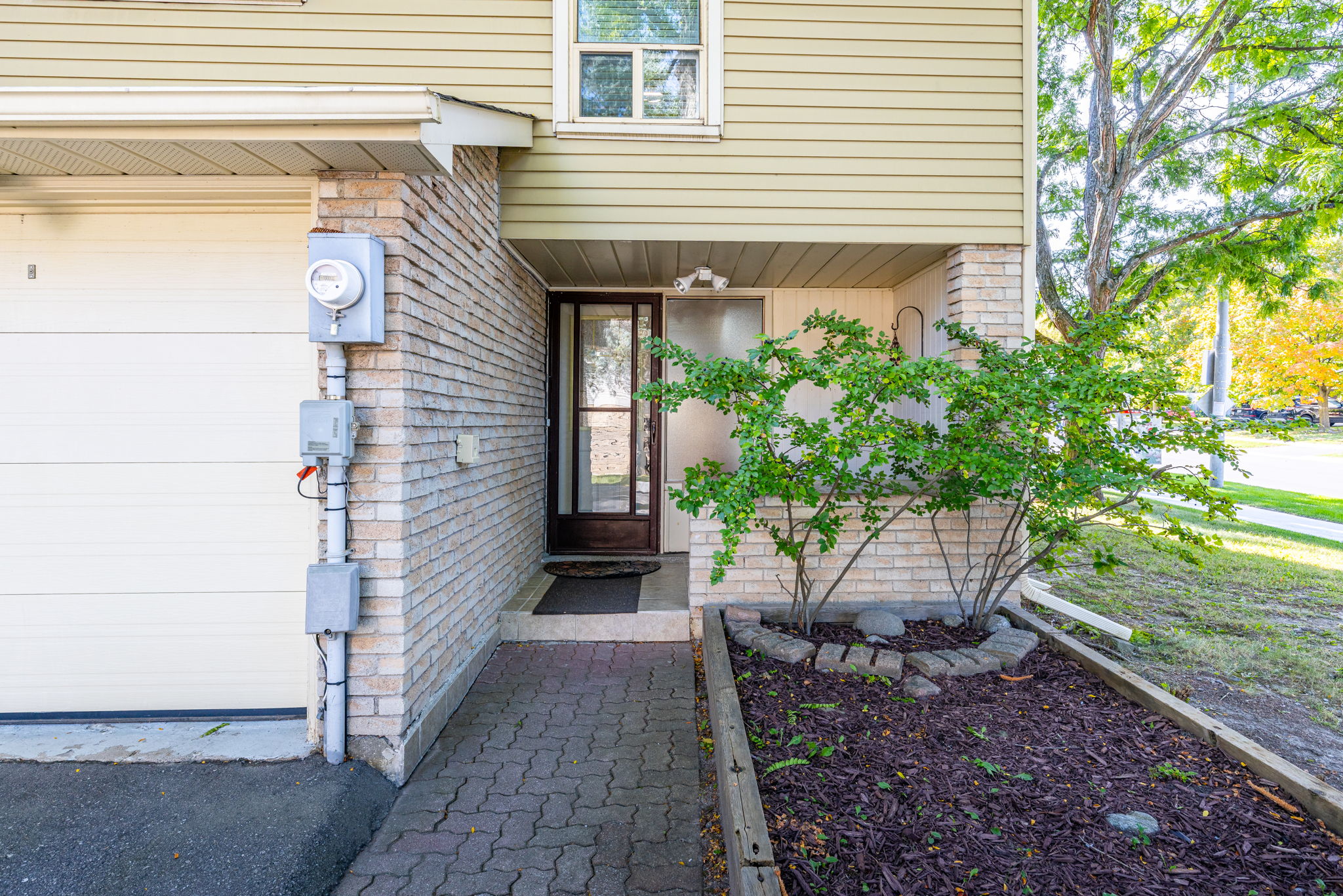Aurora property showcase — delivered property photograph 4