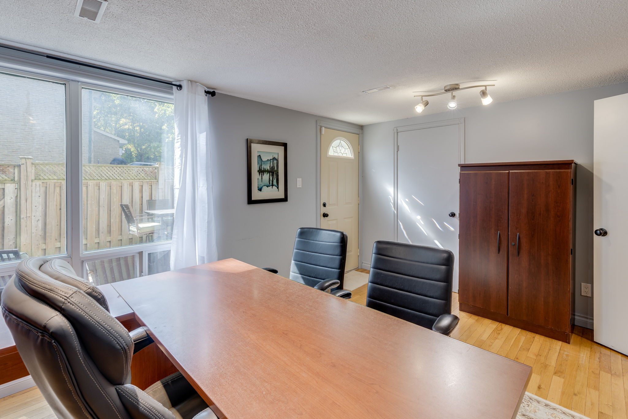 Aurora property showcase — delivered property photograph 8