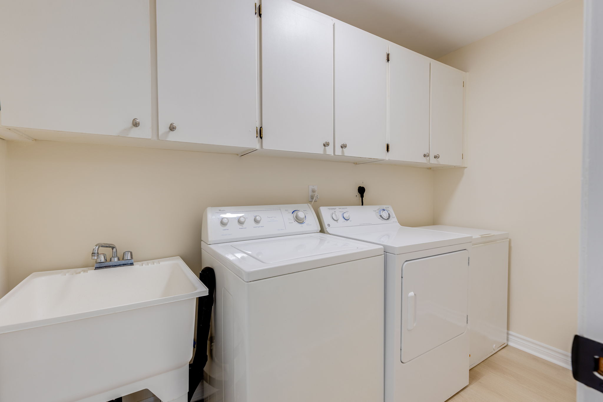 Aurora property showcase — delivered property photograph 18