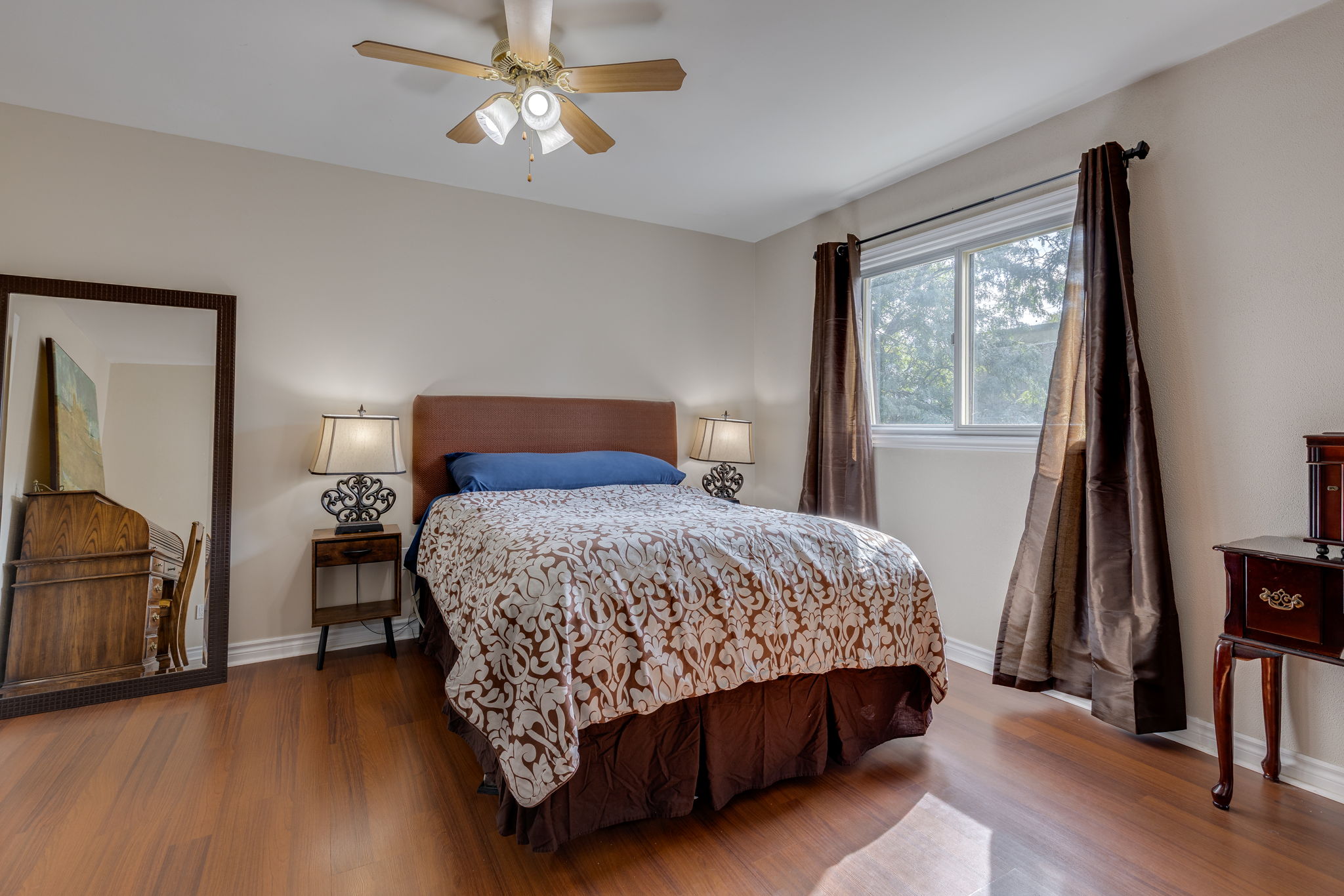 Aurora property showcase — delivered property photograph 27