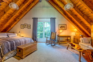 Bedroom in Loft Level