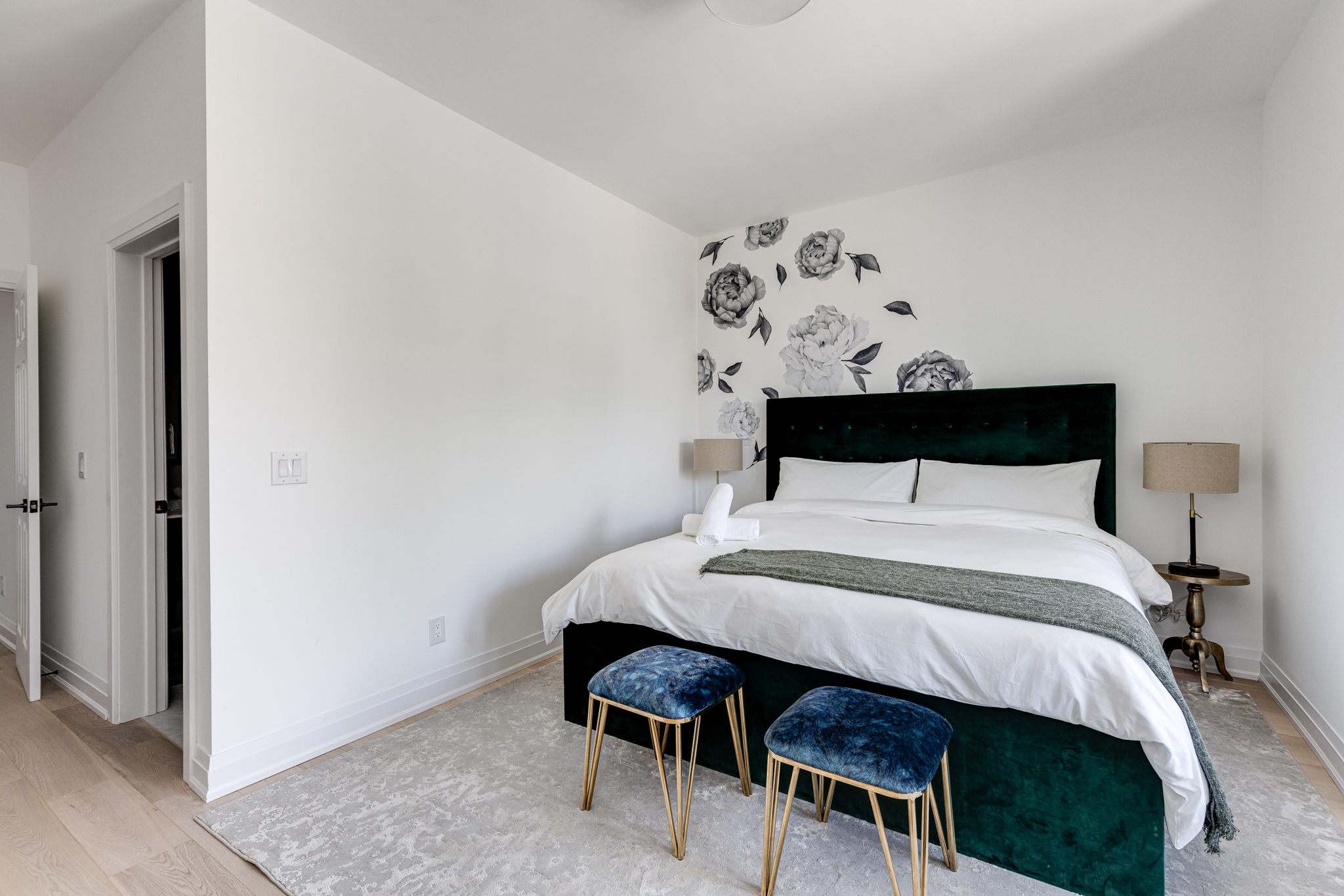 Toronto property showcase — delivered property photograph 29