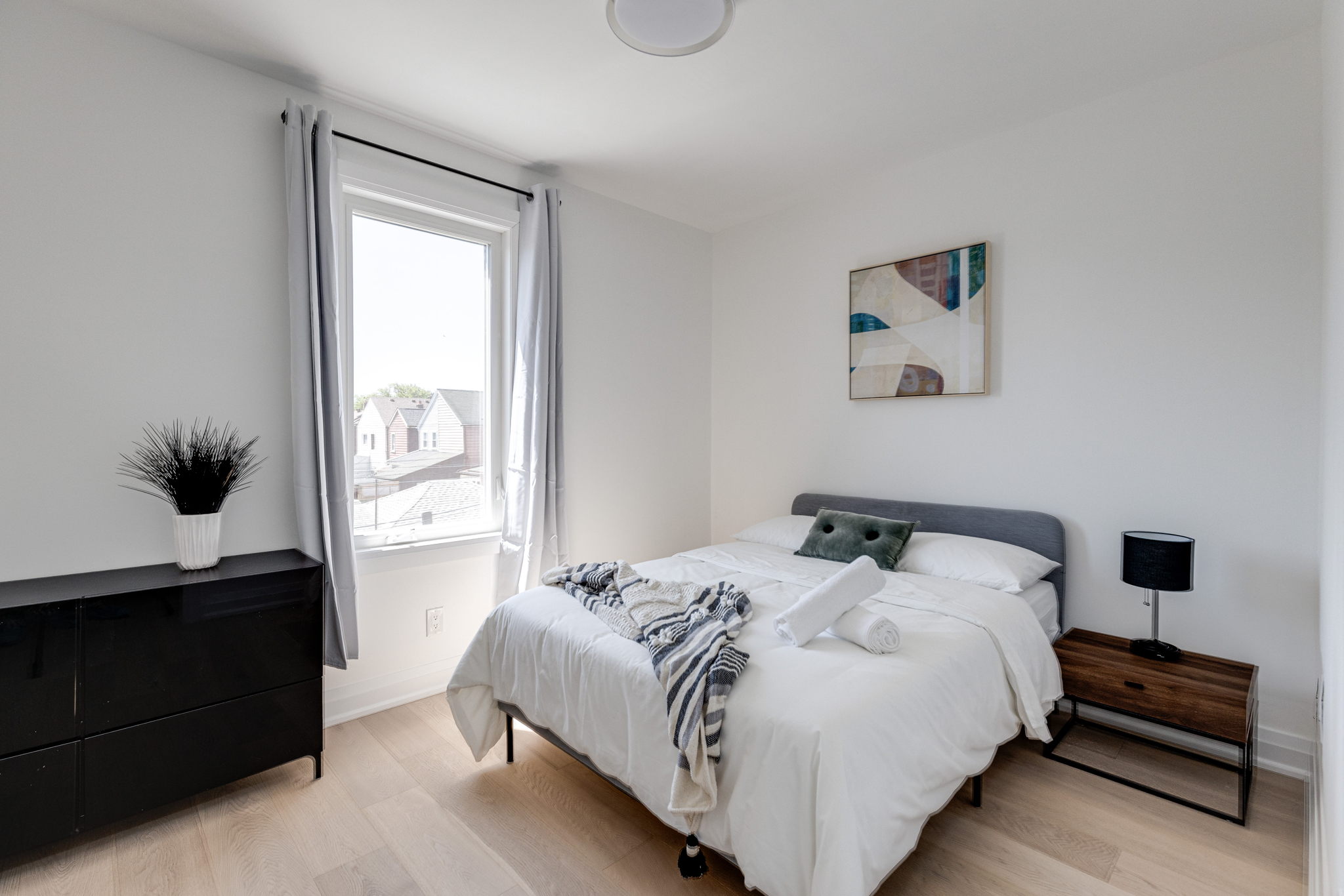 Toronto property showcase — delivered property photograph 22