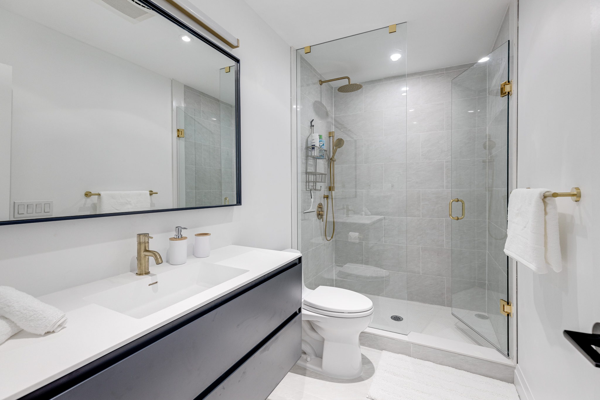 Toronto property showcase — delivered property photograph 31
