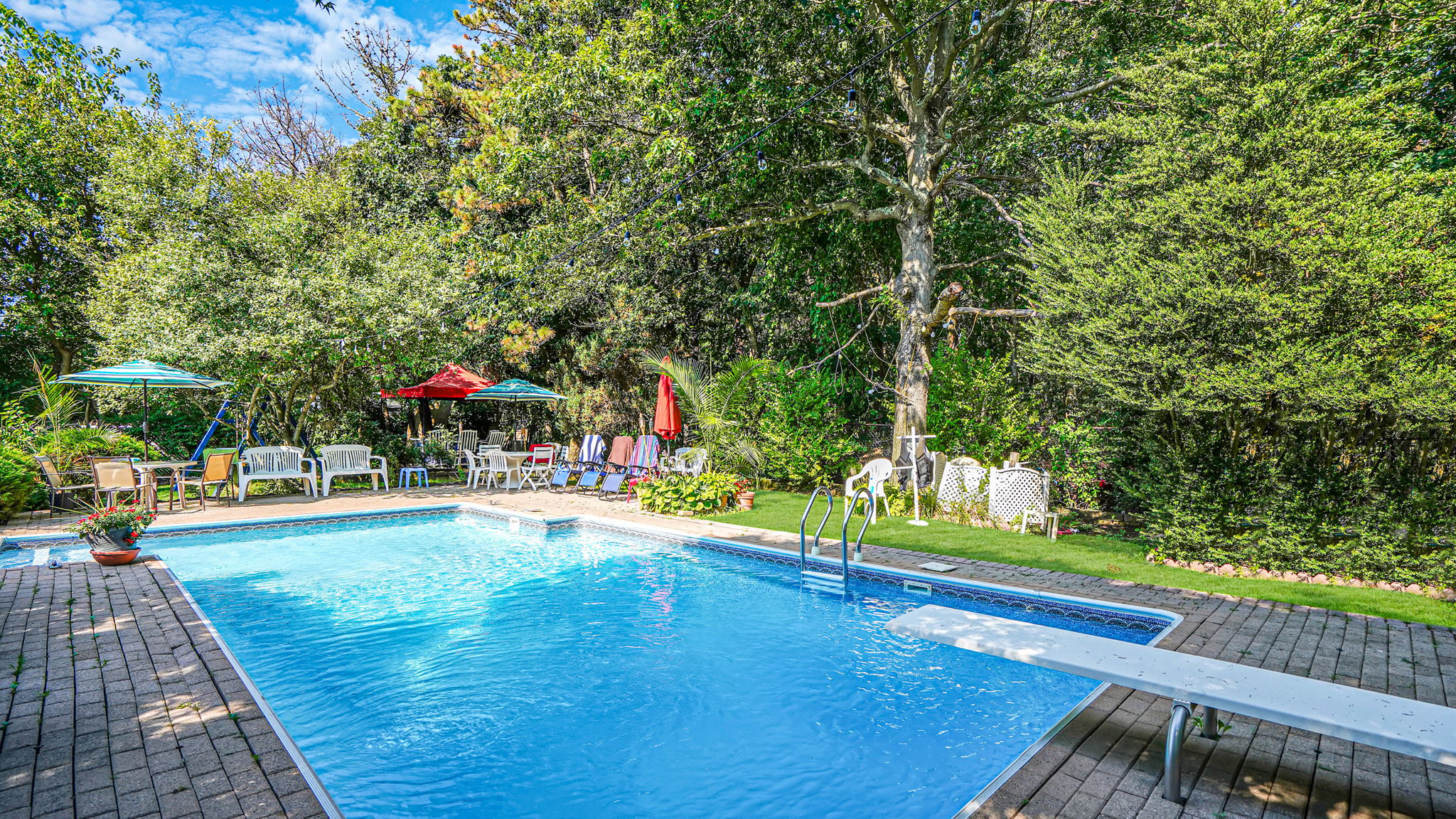 129 Springmeadow Dr, Holbrook, NY 11741, USA Photo 9