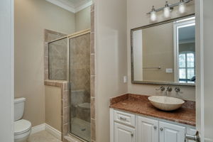 Bathroom for Bedroom 4