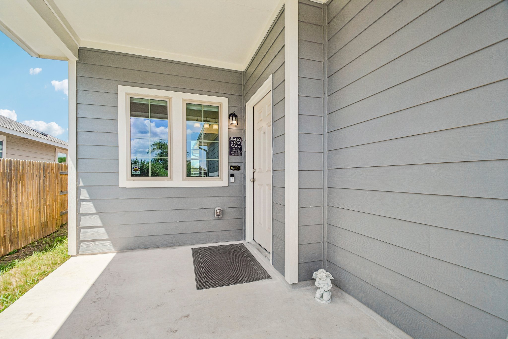 Trailstone Dr-S0407-004.jpg